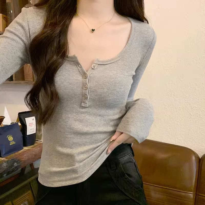 2026 Autumn Gray U-Collar Long-Sleeve T-Shirt: Hot Girl Style Slim Bottoming Top 🩶✨