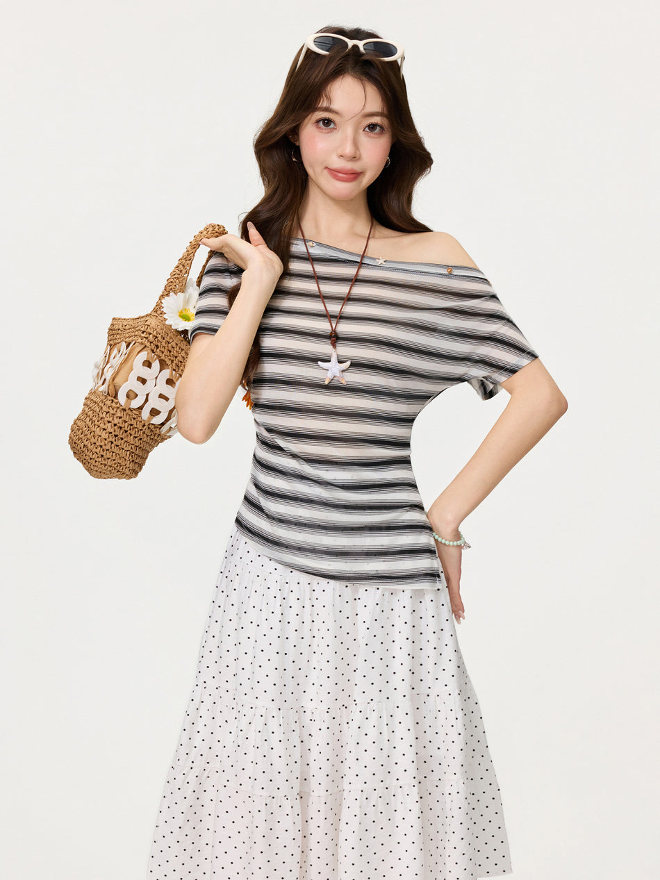 2026 Spring/Summer Retro "Monochrome" Top: Black & White Striped Off-Shoulder Tight-Waist Slim Fit Tee 🏁✨
