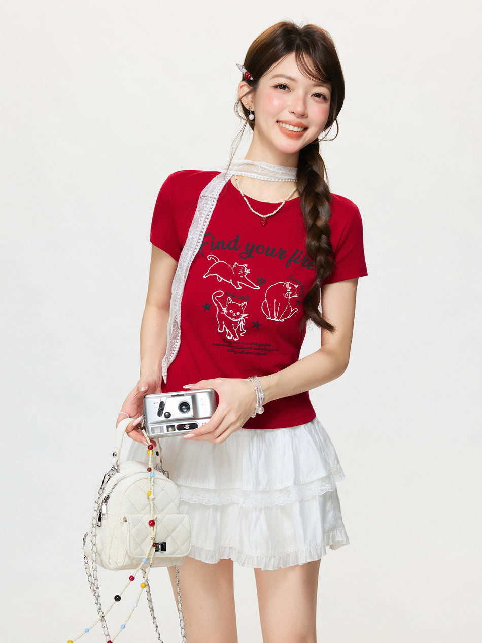 2026 Spring/Summer Korean Style Red T-Shirt: Round Neck Letter Cat Print Slim-Fit Slimming Top