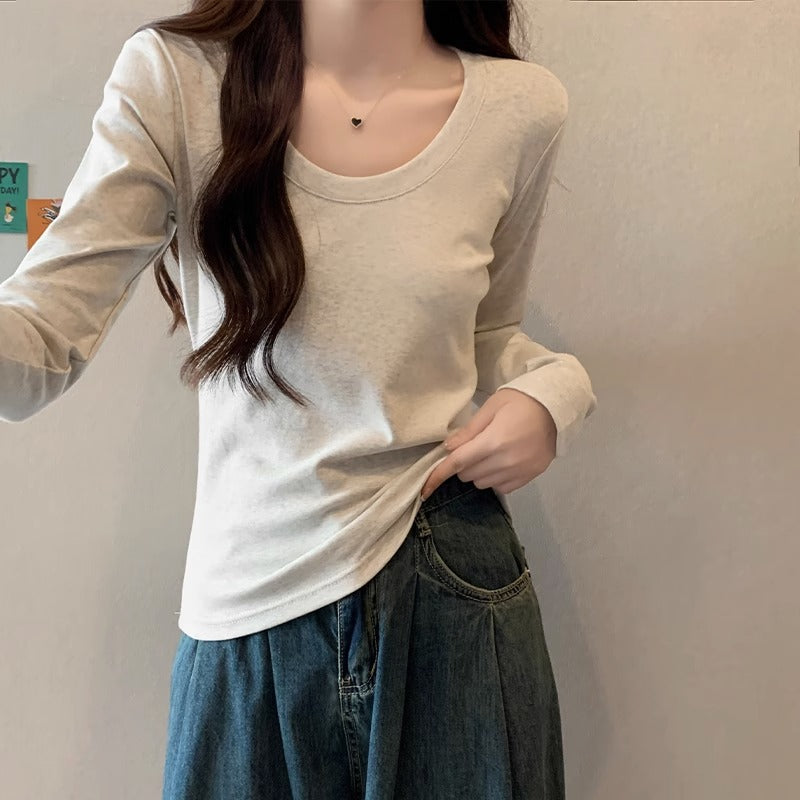 White Flower U-Neck Slim T-Shirt Women Winter 2026