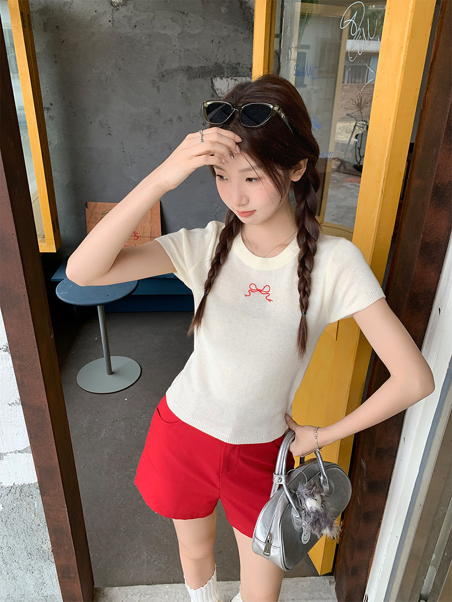 Women’s Apricot Bow Embroidered Knit Short Sleeve Top