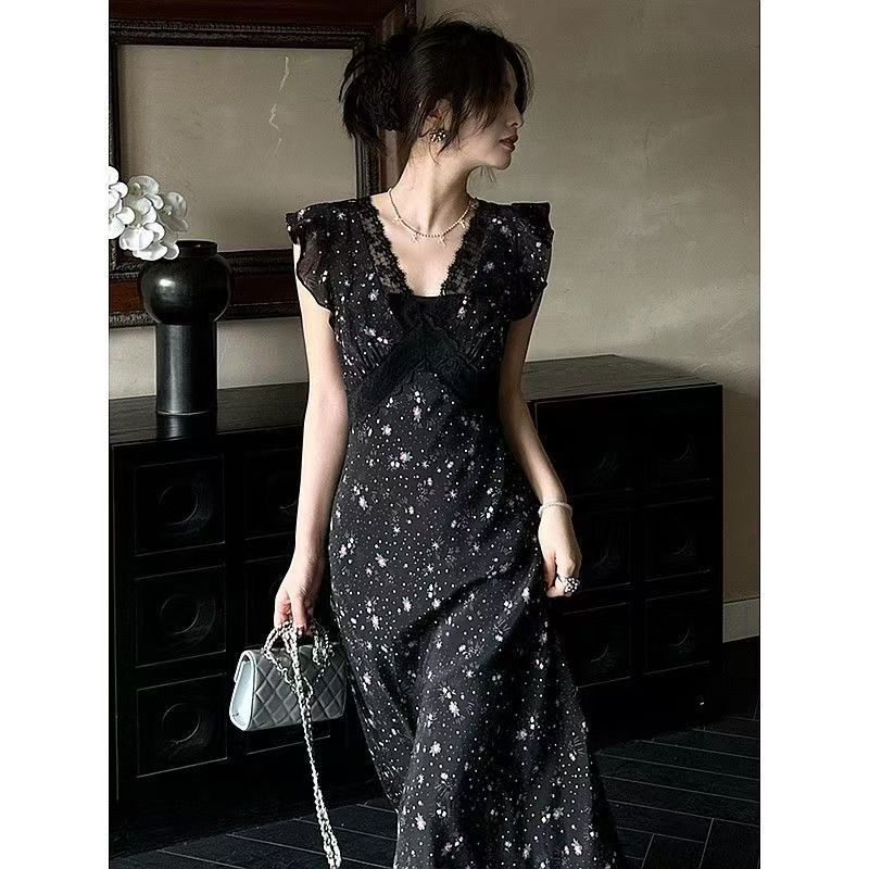 Black Lace Floral Bias-Cut Waist-Cinching French Long Dress