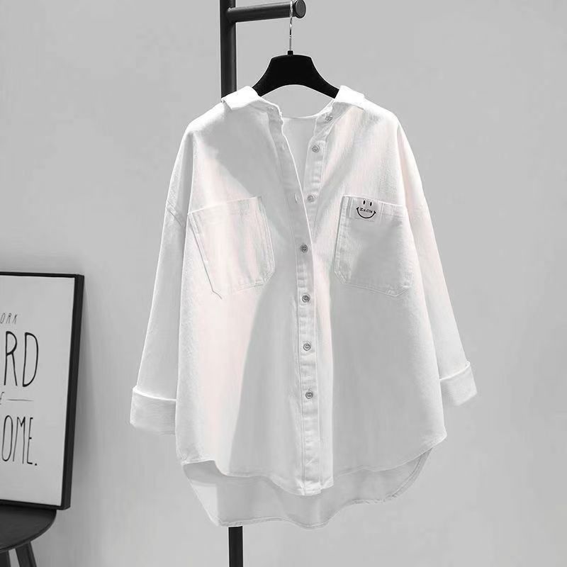 Elegant Relaxed-Fit Cardigan Blouse with Minimalist Accents