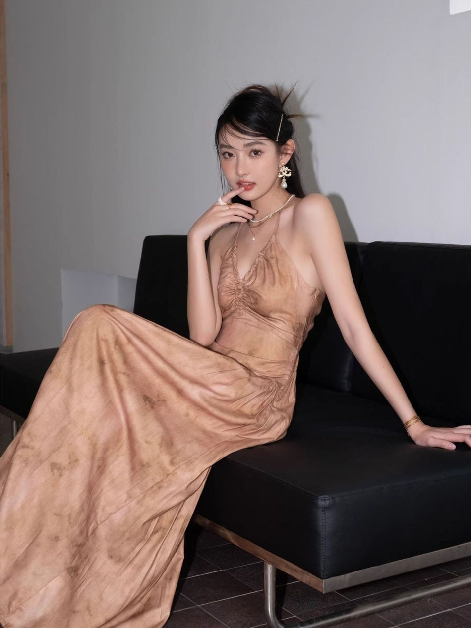 V-Neck Backless Tight Waist Vacation Dress