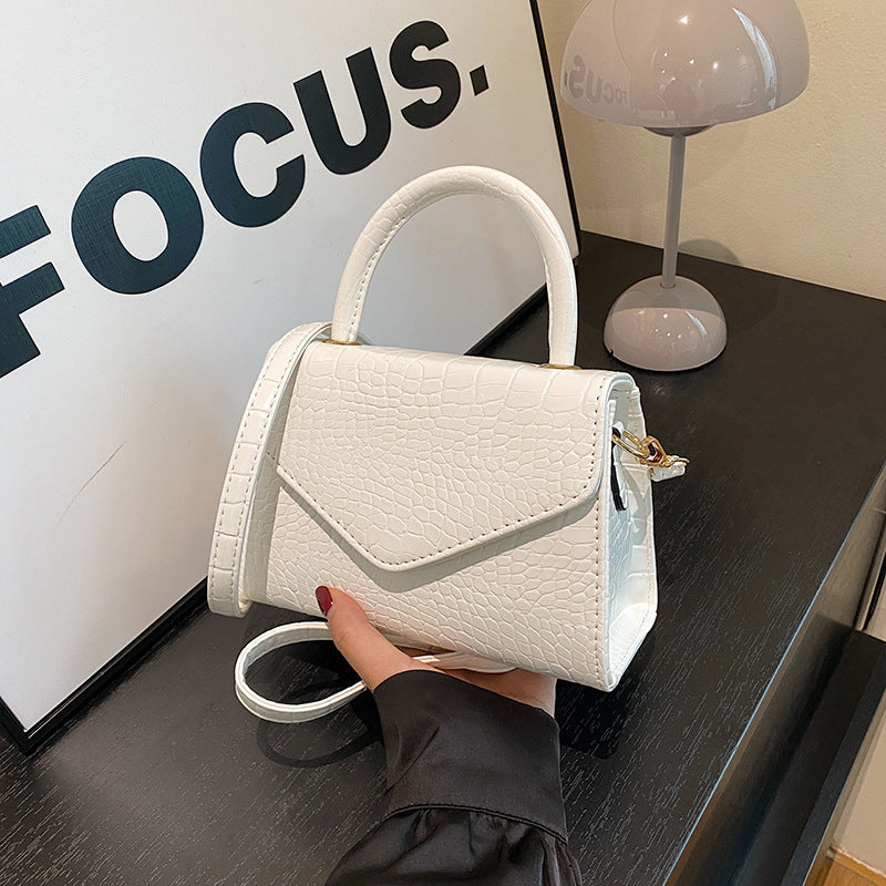 Crocodile Pattern Small Square Crossbody Chain Bag