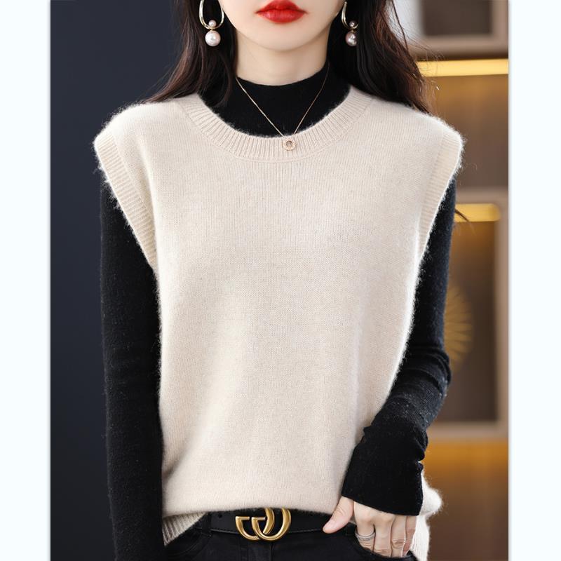 Women’s Round Neck Loose Fit Knitted Vest Sleeveless Top