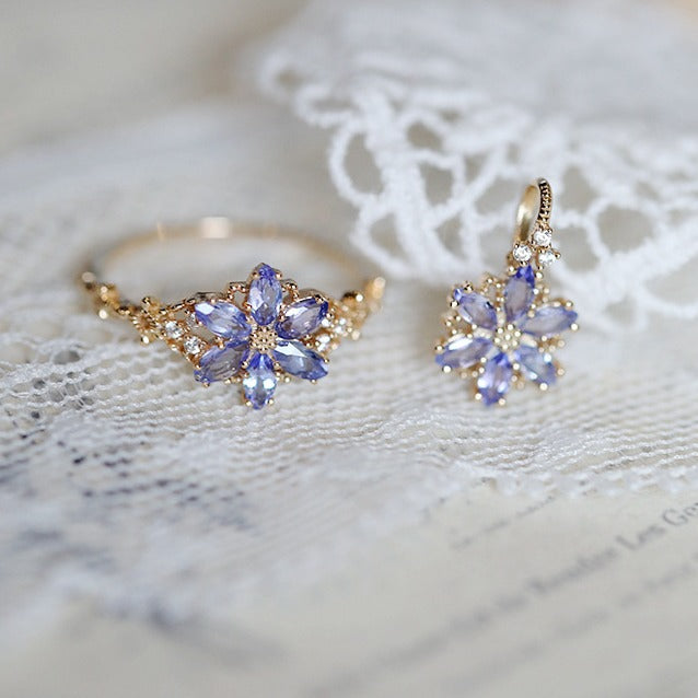 Champagne Gold Tanzanite and Moonstone Snowflake Ring Set