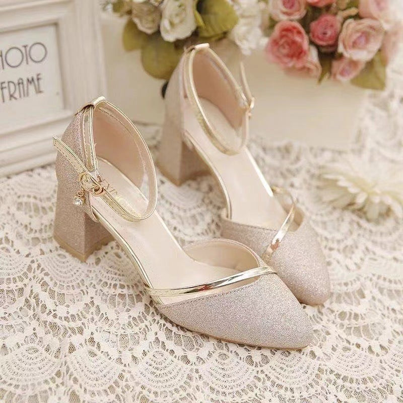 Women's Closed Toe Cutout Block Heel Buckle Sandals