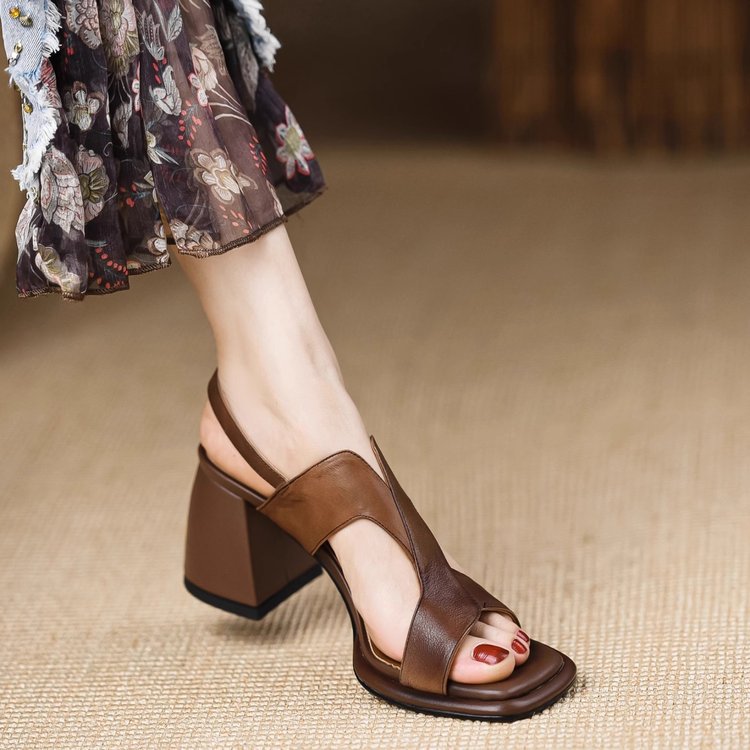 Women's Retro Open-Toe Buckle Sandals with Block Heel
