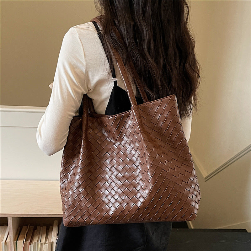 Women's Summer New Vintage Niche Woven Large-Capacity Shoulder Handbag