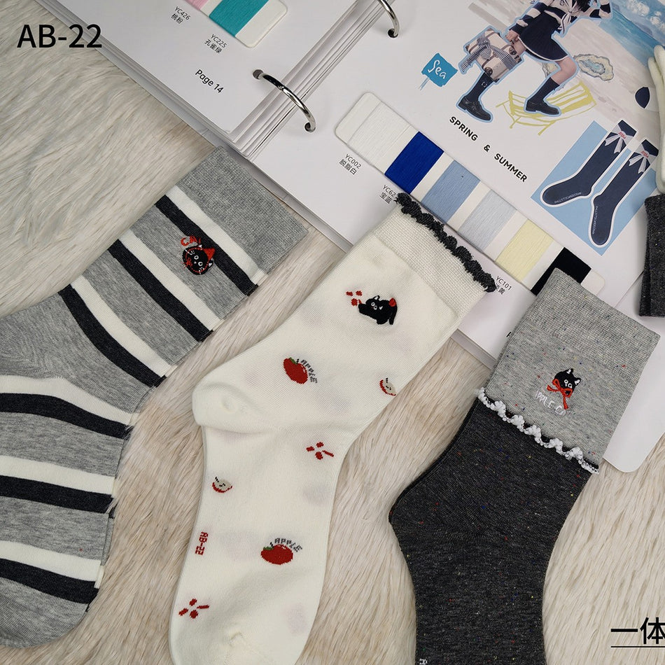 Women’s Black Cat Lace Striped Cotton Mid-Calf Socks- Pack of 5