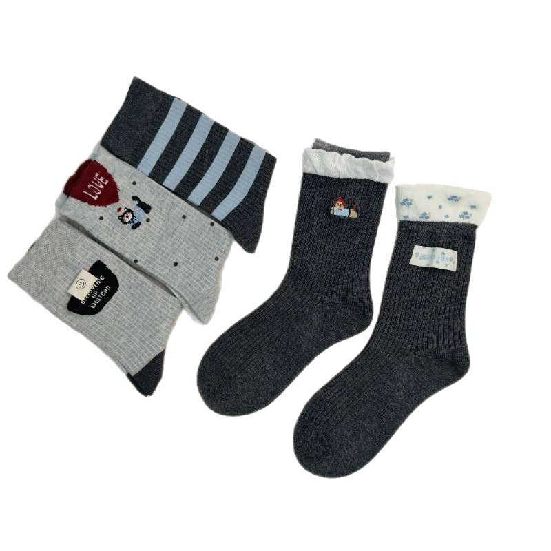 Women’s Thin Breathable Cotton Socks with Wooden Ear Detail- Pack of 5