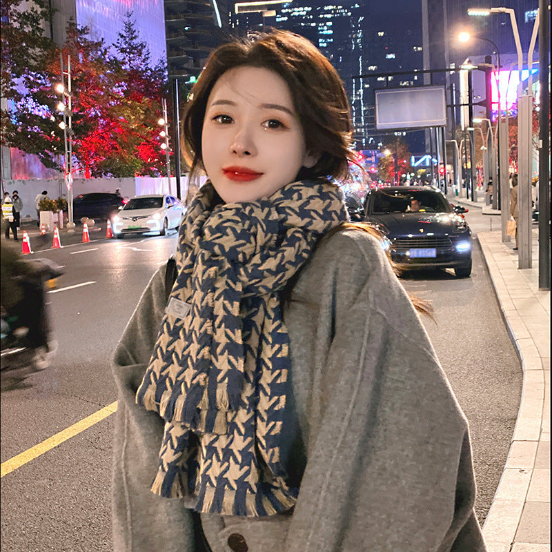 Women's Retro Houndstooth Thick Knitted Warm Scarf