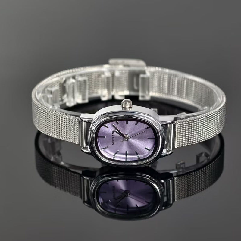 Women's Oval Pointer Watch with Compact Retro Design