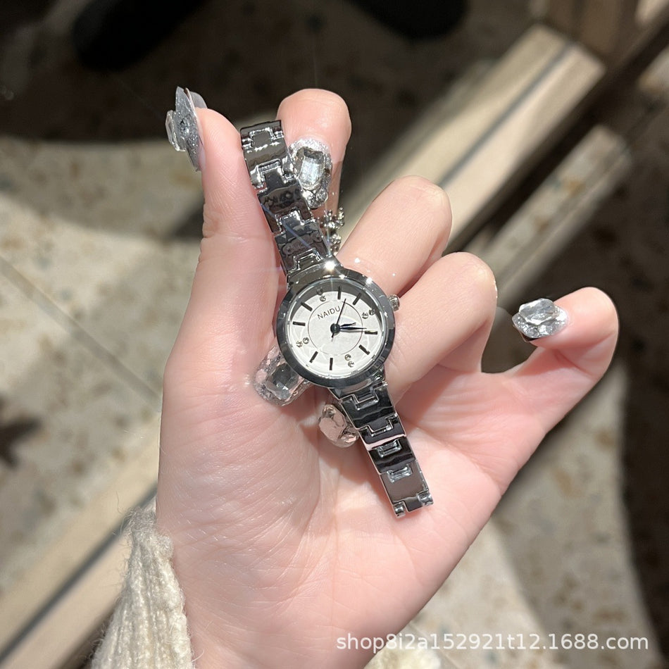 Women's Simple Bracelet Quartz Watch with Casual Korean Style