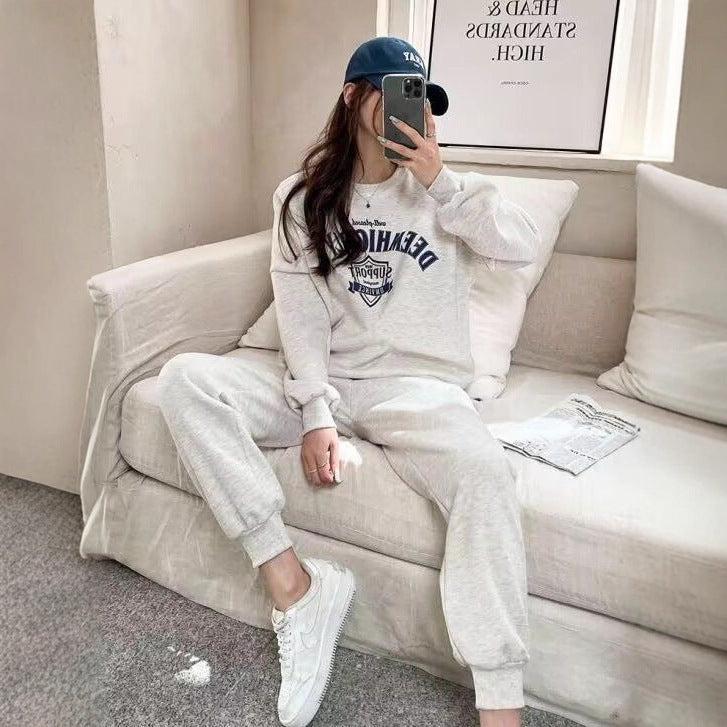 Women's Slim Sweatshirt and Wide-Leg Pants 2-Piece Set with Print