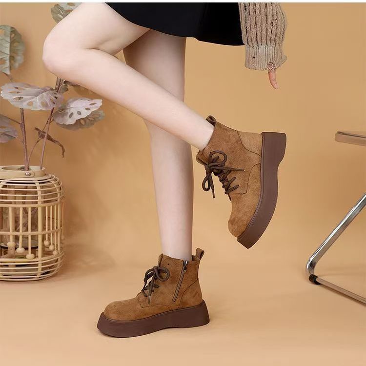 Women's Round Toe Lace-Up Ankle Boots with Warm Plush Lining