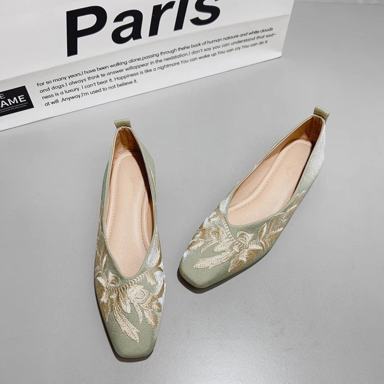 Women's Embroidered Cloth Square Toe Flat Shoes