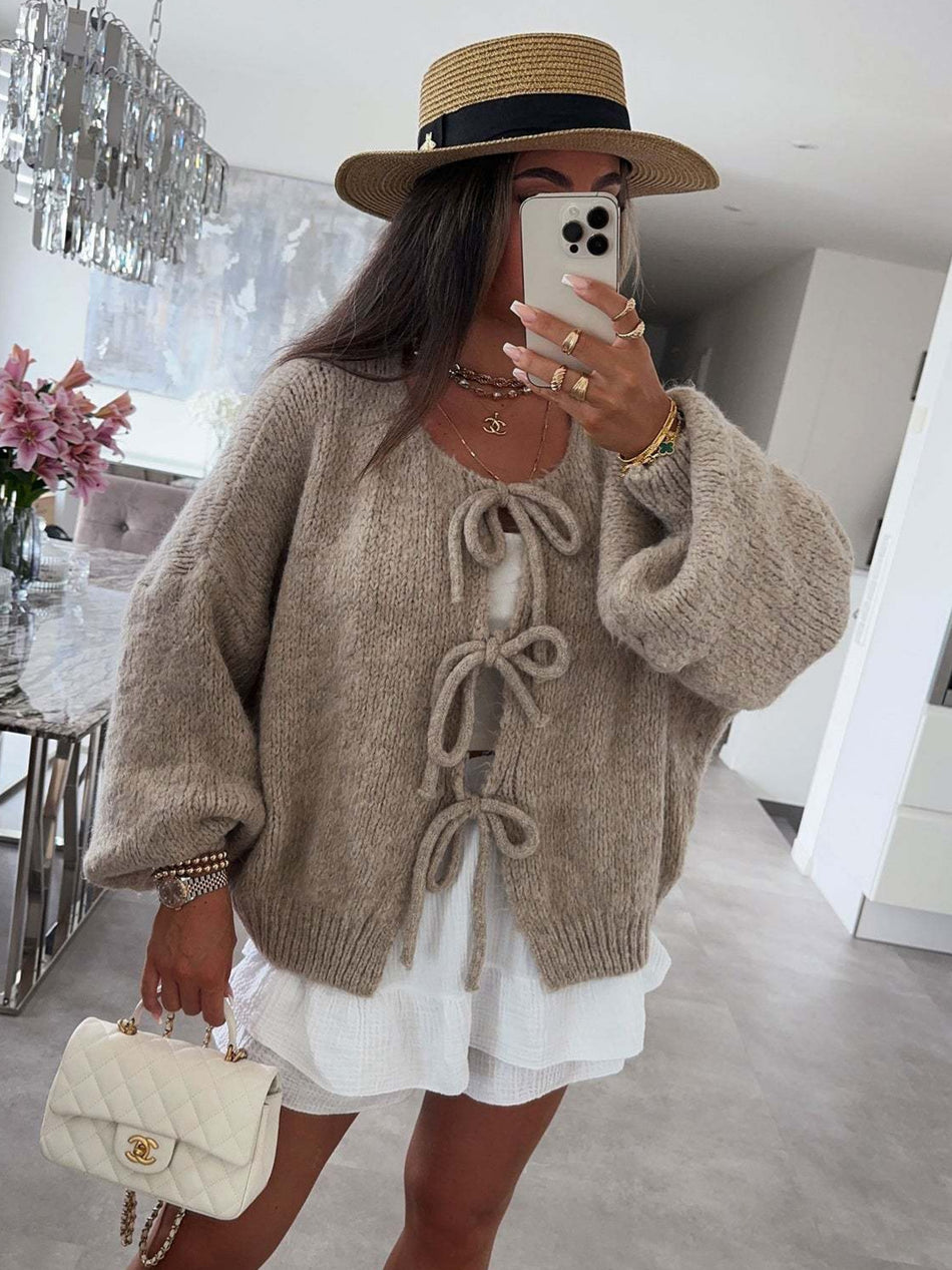 Women’s Round Neck Lace-Up Knit Cardigan Sweater