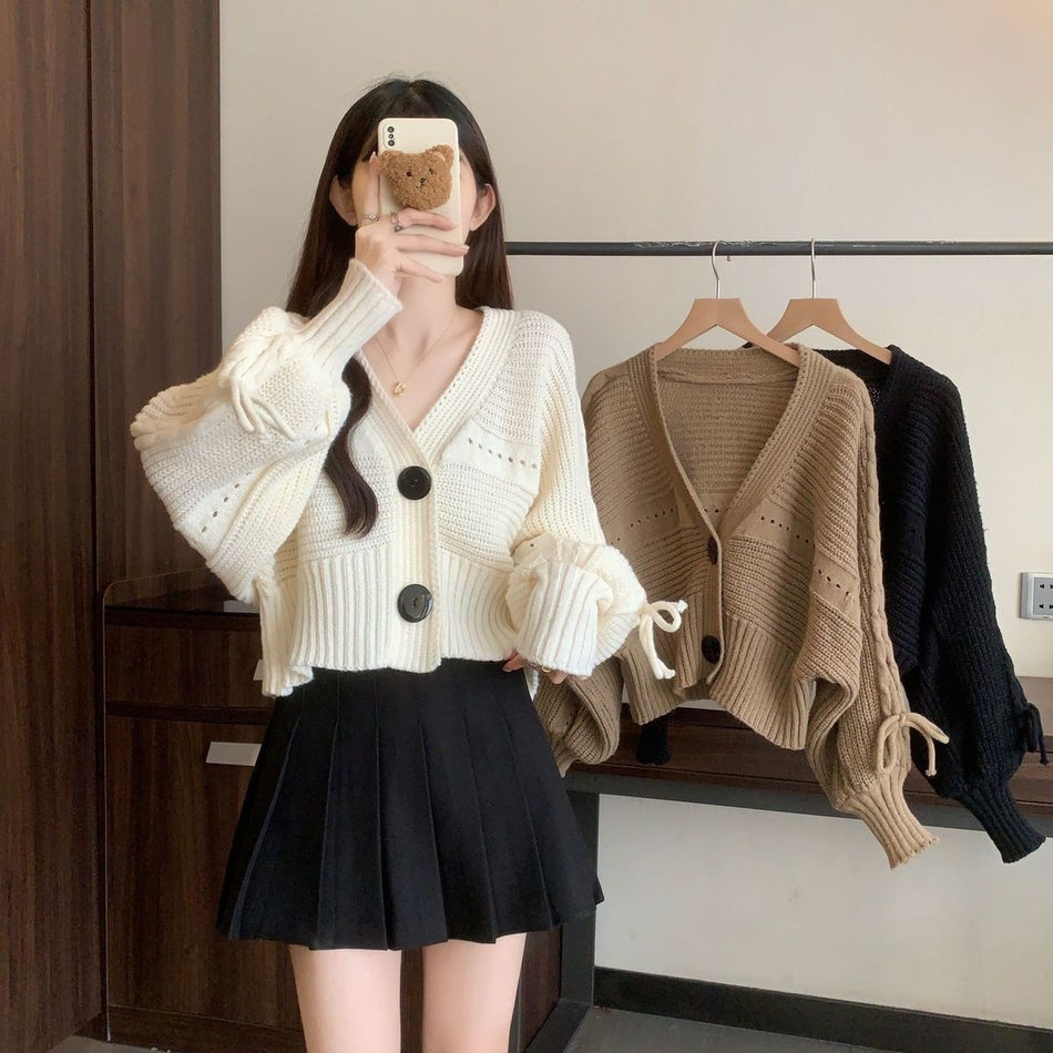 Women’s Short V-Neck Raglan Sleeve Knit Cardigan