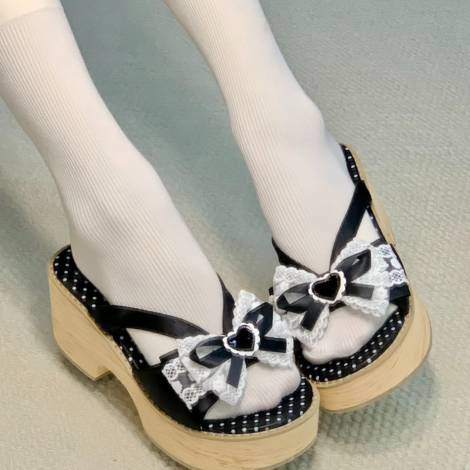 Women's Plush Butterfly Bow Clog Slippers with Lace Trim Detail