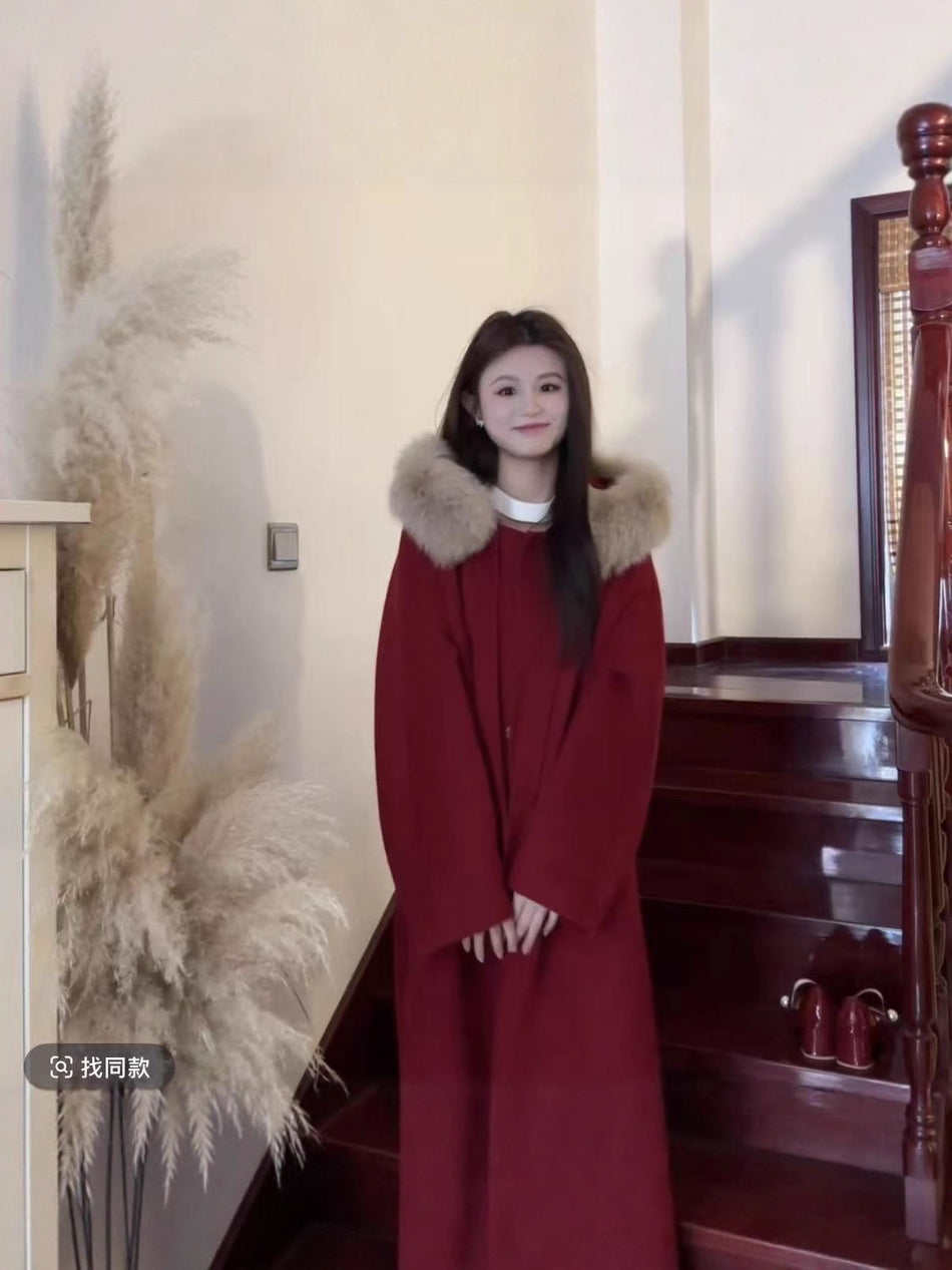 Women's Wool Coat with Fox Fur Collar and Belted Long Fit