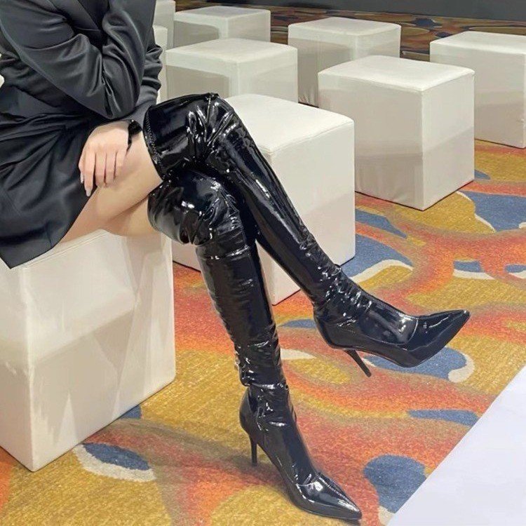Women's Hollow Boots with Back Zipper and Wool Insole
