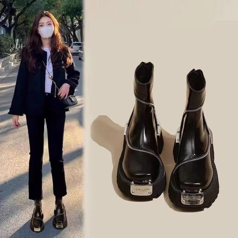 Women's Round Toe Chelsea Boots with 3–5CM Square Heel
