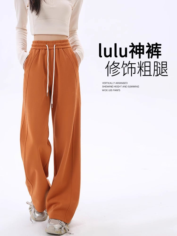 Women's Petite High-Waisted Straight-Leg Fleece Jogger Pants