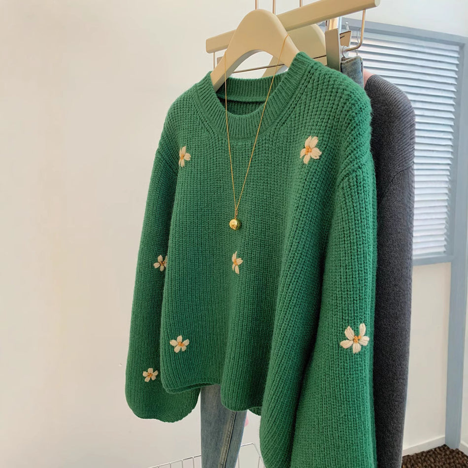 Retro Flower Embroidered Pullover