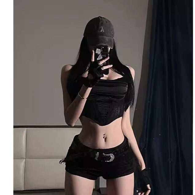 Low Waist Denim Shorts – Slim Fit Hot Girl Style