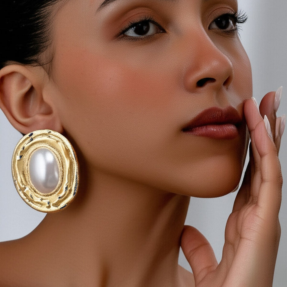 Exaggerated Pearl Oval Earrings