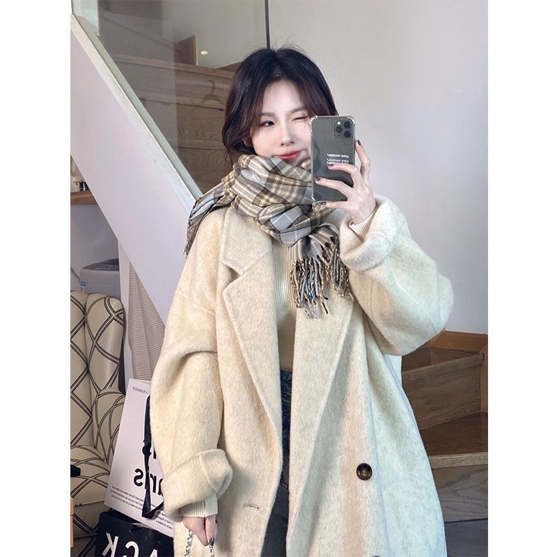 Hepburn Woolen Coat