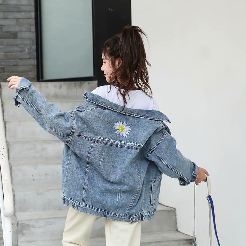 Women’s Daisy Embroidered Loose Denim Jacket