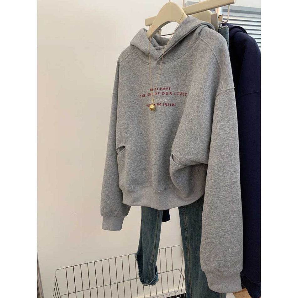 Gray Hooded Pullover Sweatshirt – Women’s Autumn/Winter