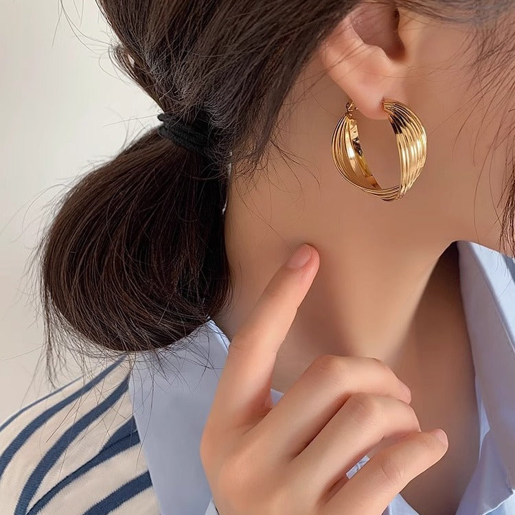 French Retro Twisted Metal Earrings
