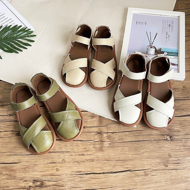Women's Artistic Flat Beach Roman Sandals – Summer 2025