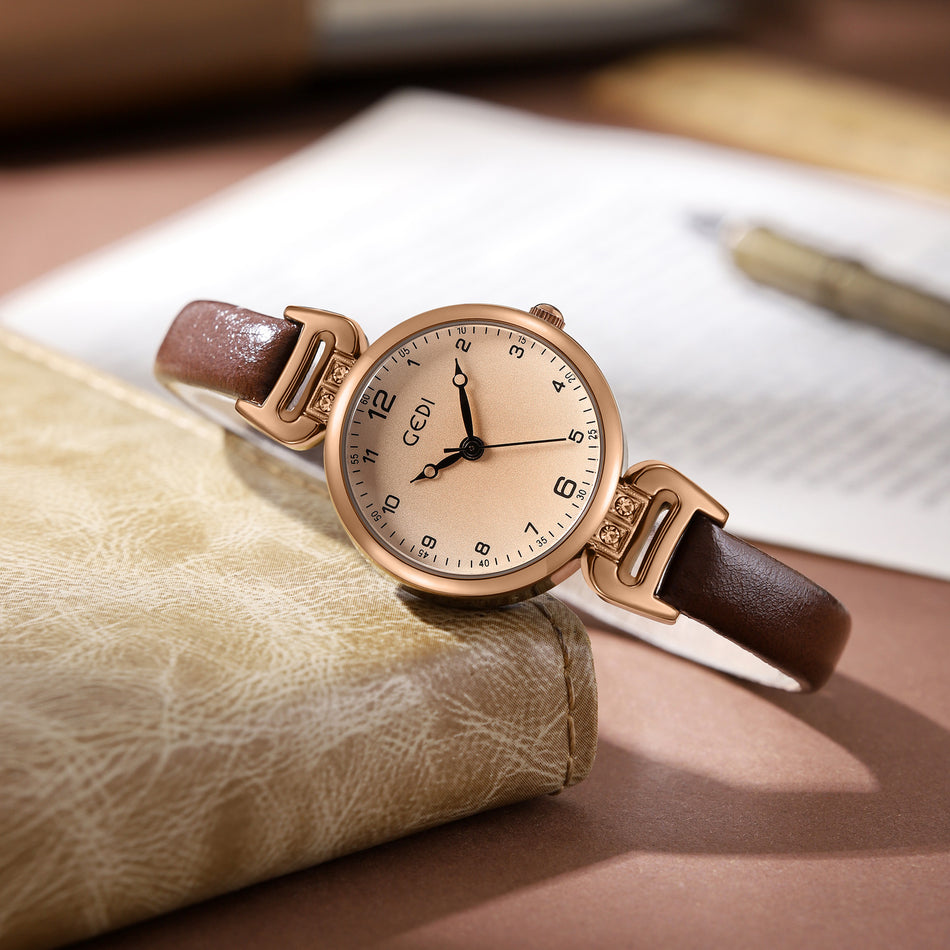 Gedi Retro Round Quartz Watch for Women