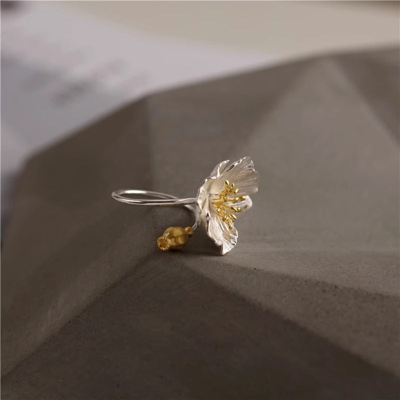 Golden Pistil Adjustable Ring for Women – Elegant Style