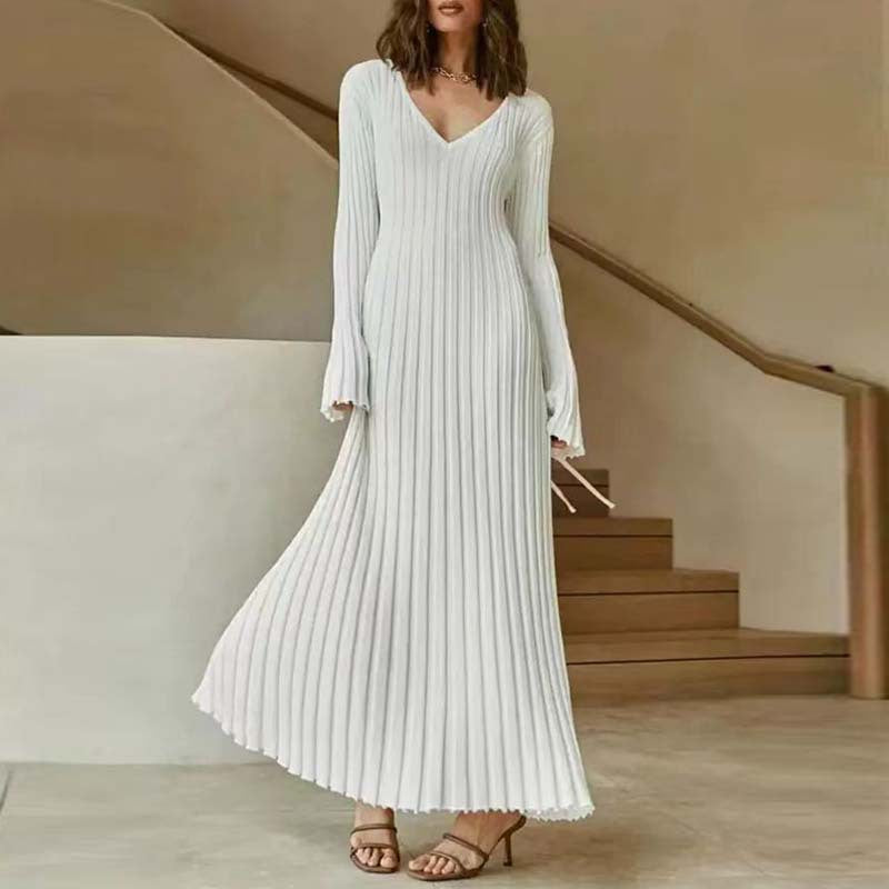 European Style V-Neck Slim-Fit Knitted Dress