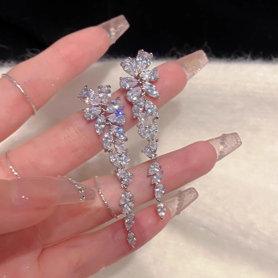 Zircon Diamond Tassel Earrings – Super Flash Diva Drop