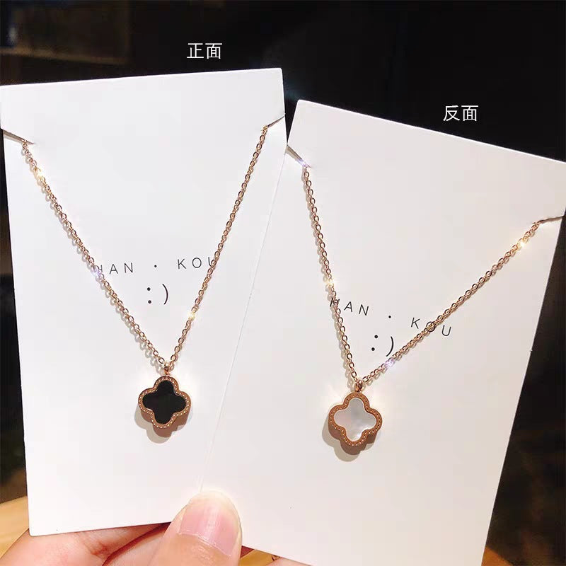 Four-Leaf Clover Shell Pendant Necklace Titanium Steel