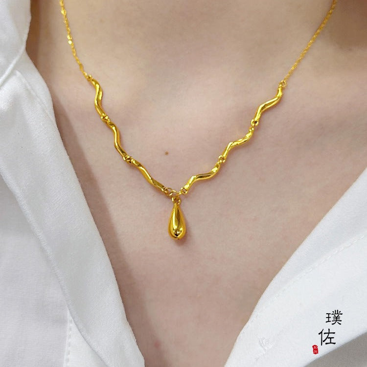 Women’s Water Drop Pendant Necklace