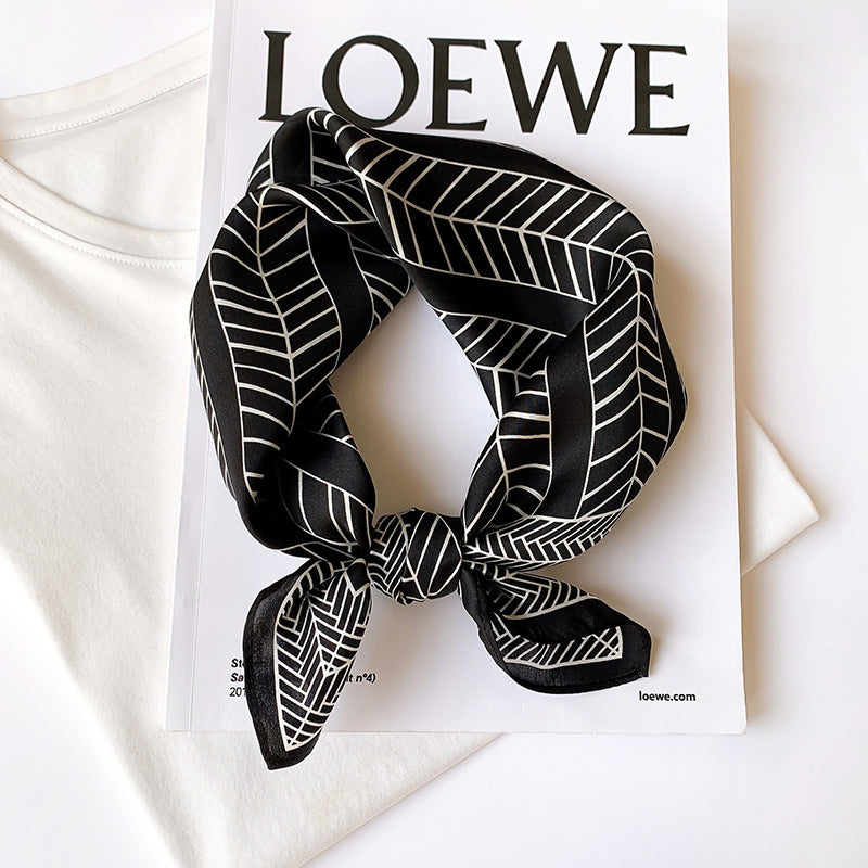 Elegant Geometric Silk Satin Square Scarf – 53cm Spring Crepe Neck or Bag Accessory