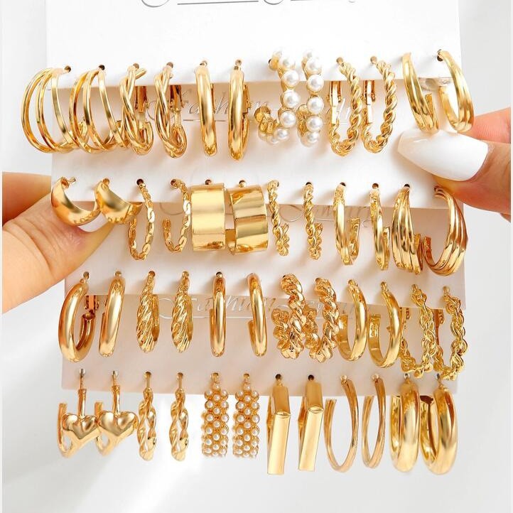 Golden C-Chain Earring Set – European & American Style | Light Luxury