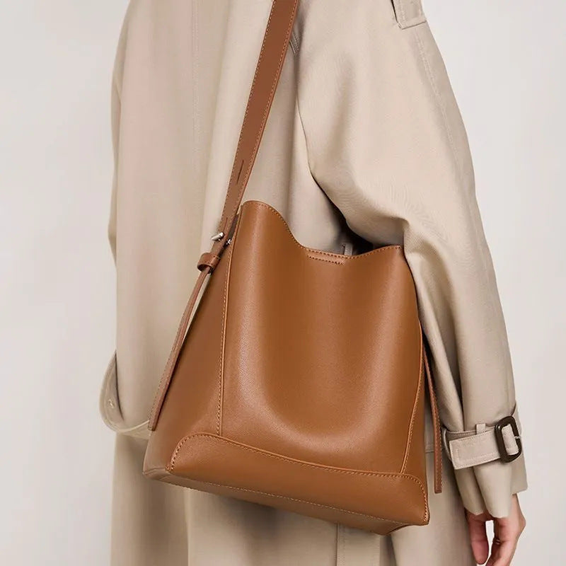Soft Leather Bucket Bag – Women’s High-End Shoulder Bag