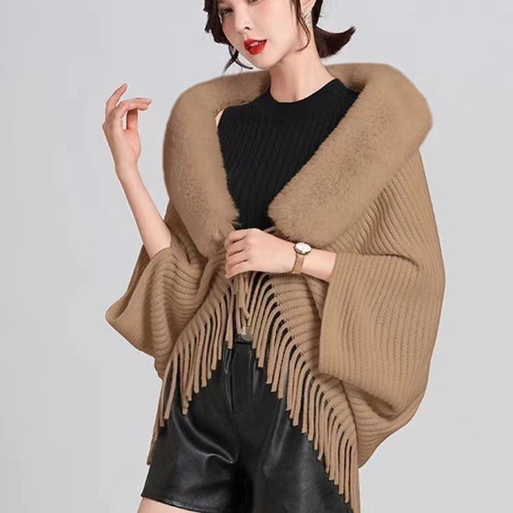 Women’s Fur Collar Shawl
