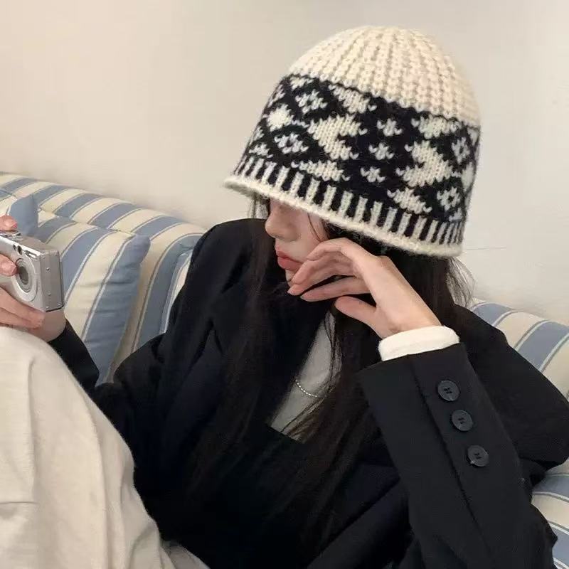 Women’s Retro Wool Blended Knit Hat Warm Winter Cap