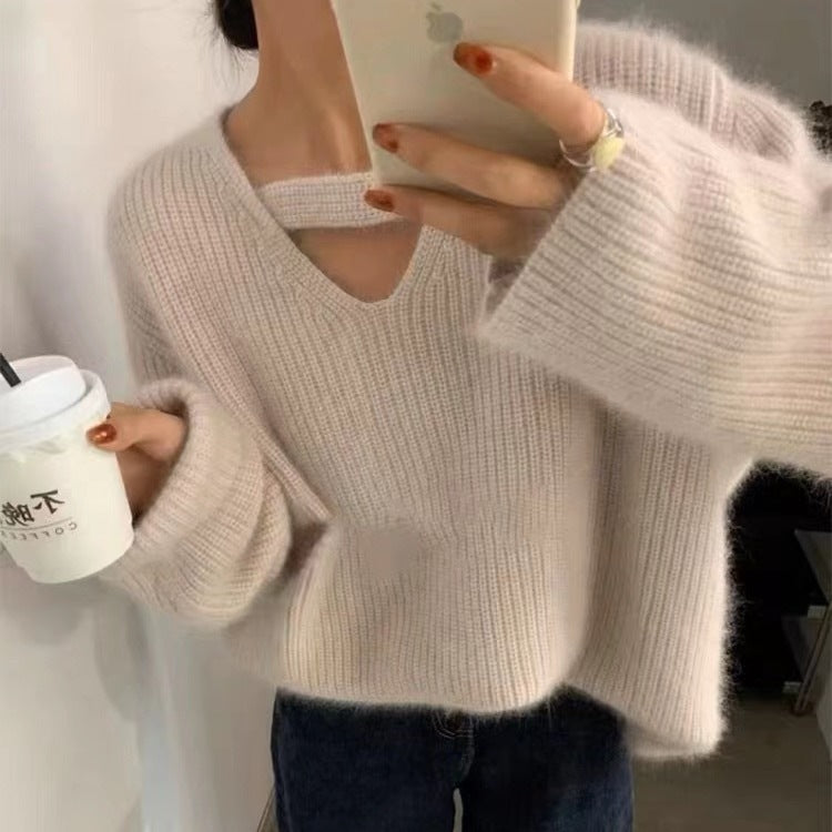 Gray V-Neck Clavicle Sweater