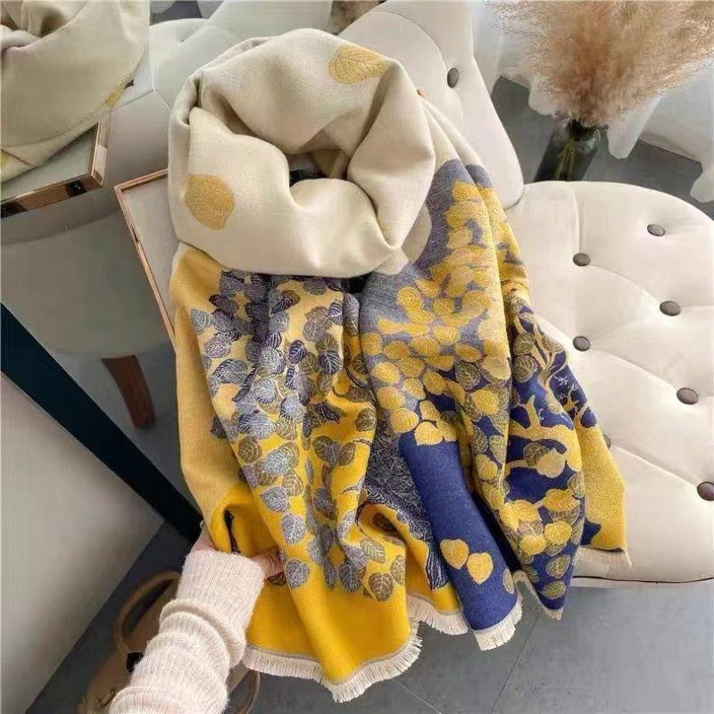 Women’s Leaves Scarf
